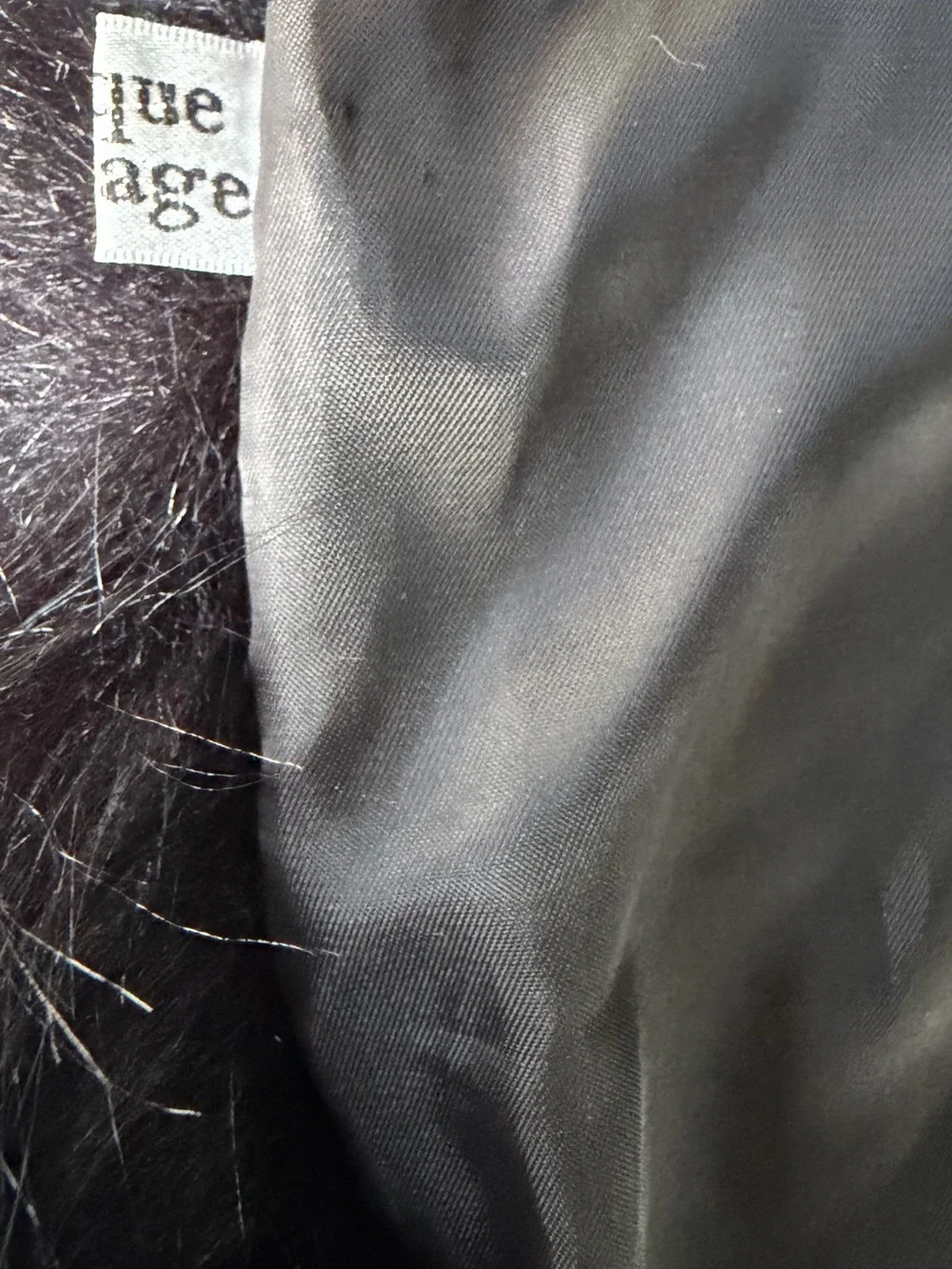 Unique vintage faux fur stol